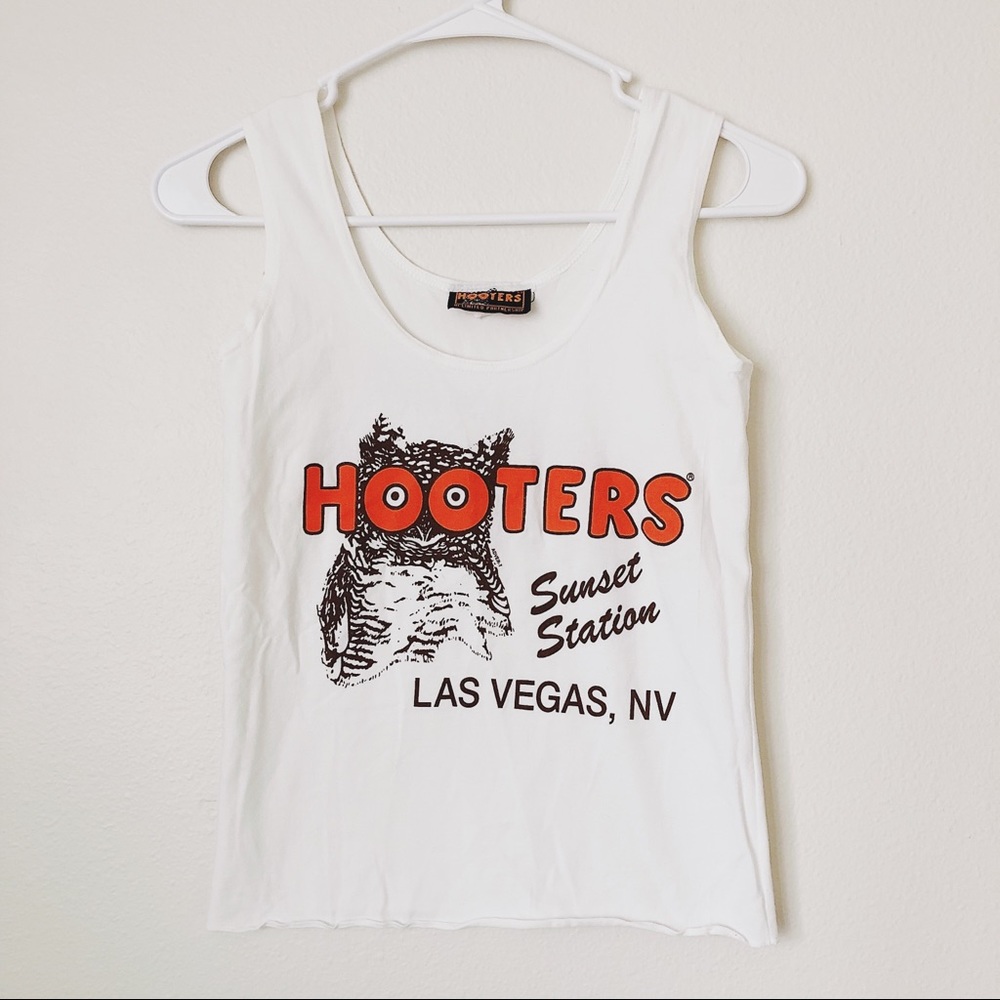 Hooters Las Vegas official tank